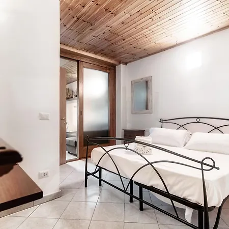 Delizioso Bilocale Vista アパート