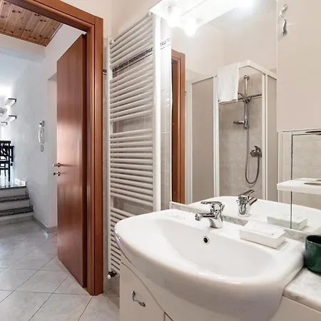 Delizioso Bilocale Vista アパート