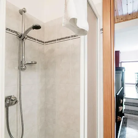 Delizioso Bilocale Vista アパート Colonno