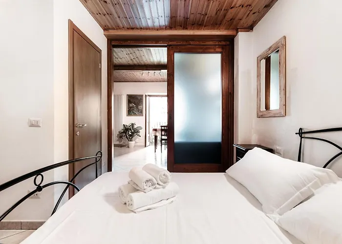 Delizioso Bilocale Vista Colonno