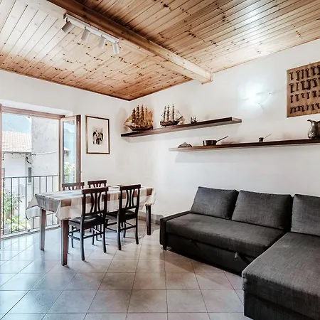 Apartman Delizioso Bilocale Vista